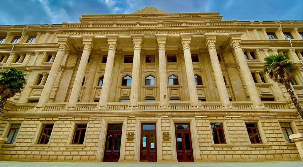 azerbaycan-texniki-universiteti-publik-huquqi-shexse-chevrilib